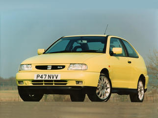  Cordoba 轎跑車 I 1996-1999