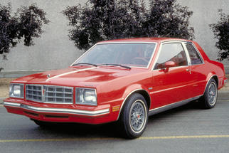 Phoenix 轎跑車 1979-1981