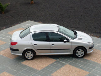 206 轎車 2006-2012